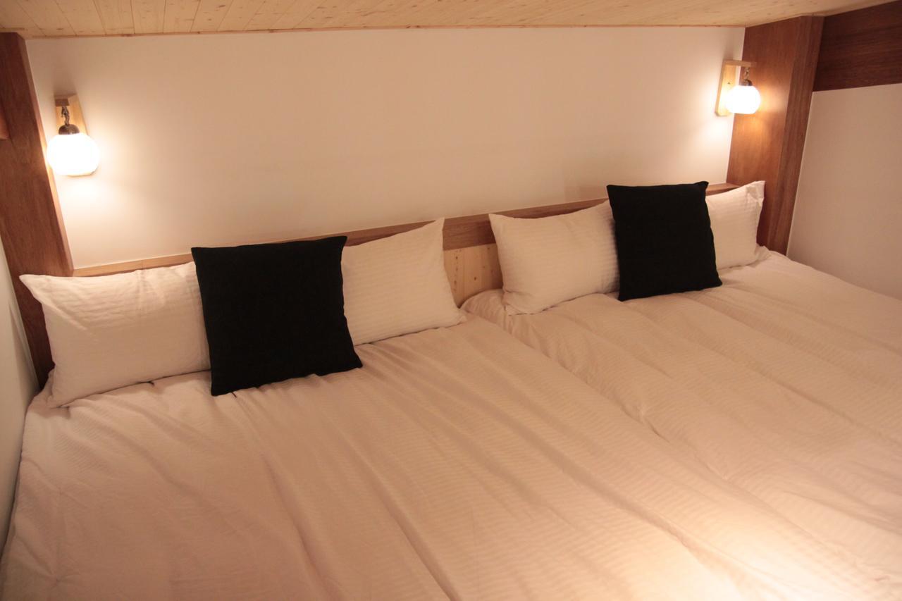 Lost Circle Homestay Tainan Bagian luar foto