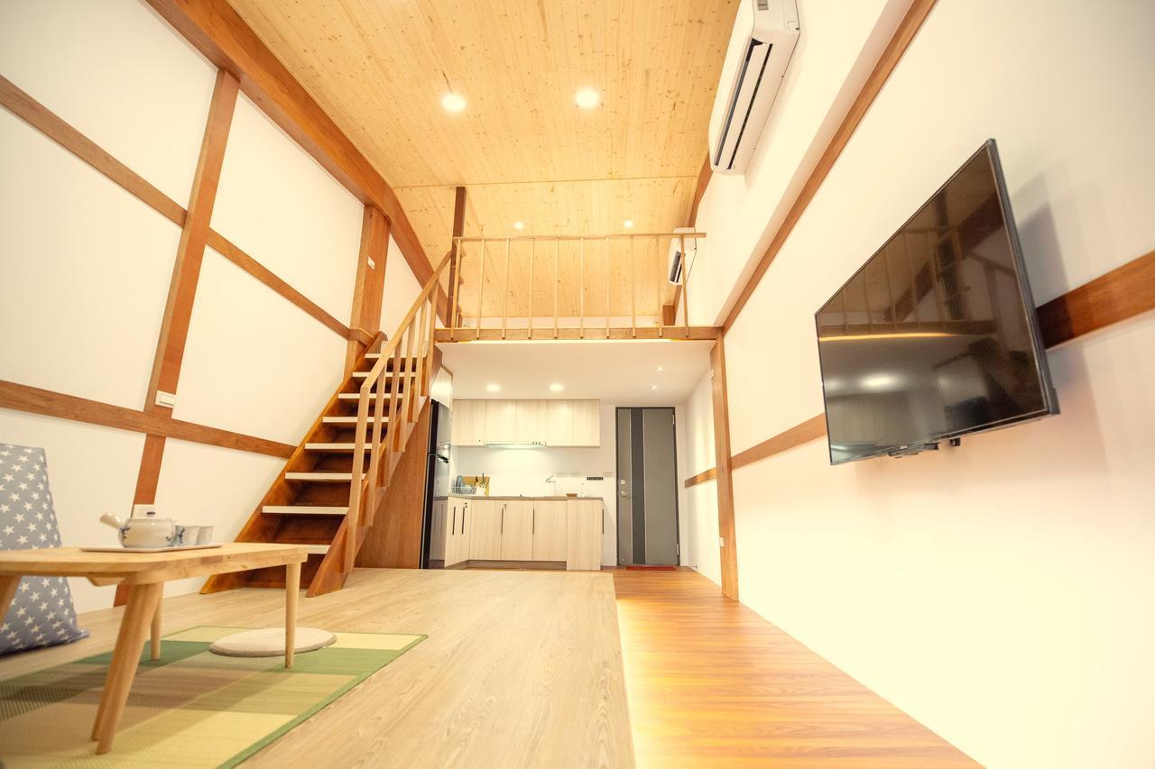Lost Circle Homestay Tainan Bagian luar foto