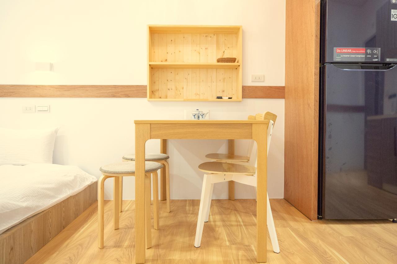 Lost Circle Homestay Tainan Bagian luar foto